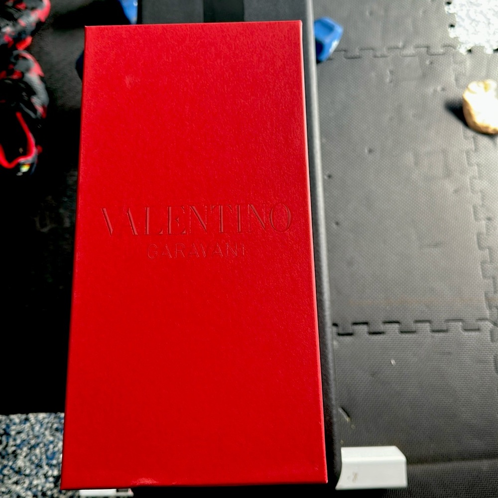 Valentino box